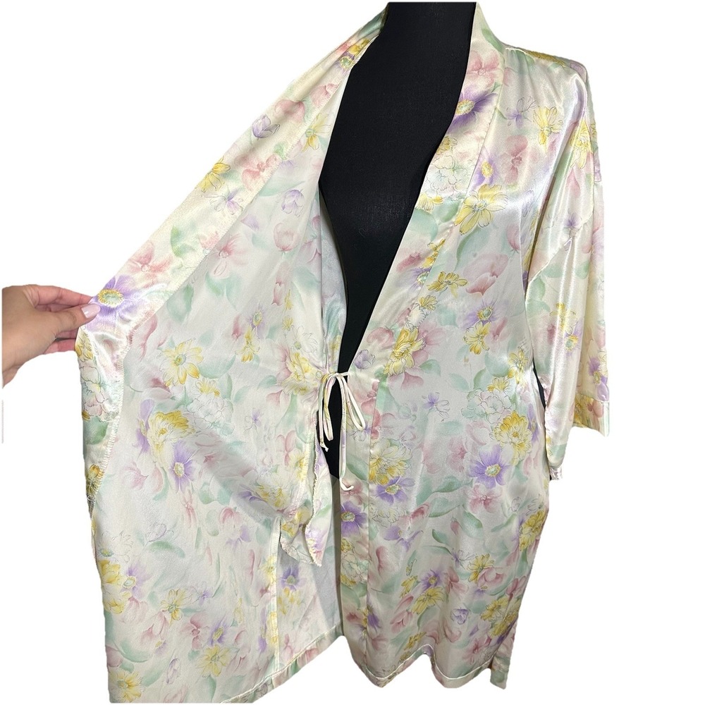 Vtg Dentelle Robe Short Floral Pastel Belt Women LG Pockets Bridal Romance - Picture 3 of 13